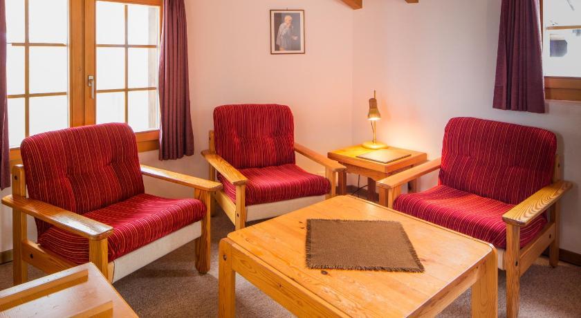 Familienhotel Garni Sporting Bettmeralp Room photo