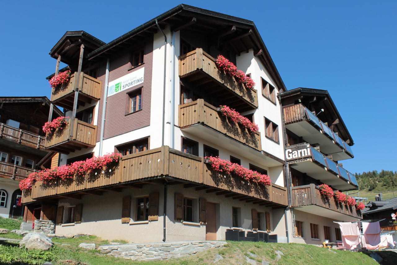 Familienhotel Garni Sporting Bettmeralp Exterior photo
